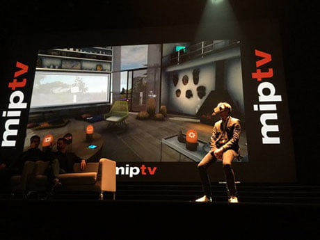 Morgan Bouchet demonstrates Orange's work on VR